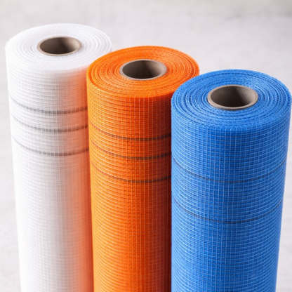 Az üvegszövet háló szerepe a homlokzati hőszigetelésben: miért nem mindegy a súly?